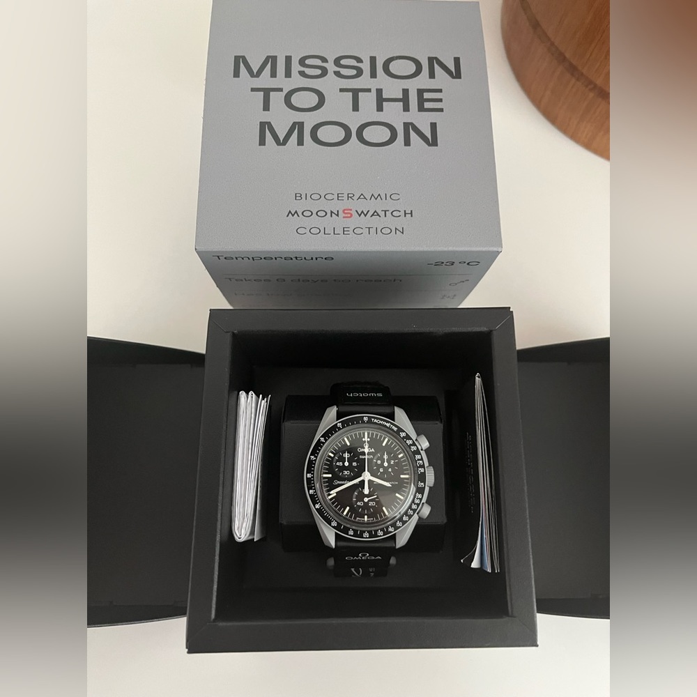 Omega x Swatch MoonSwatch